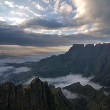 Witsieshoek Mountain Lodge Phuthaditjhaba Buitenkant foto