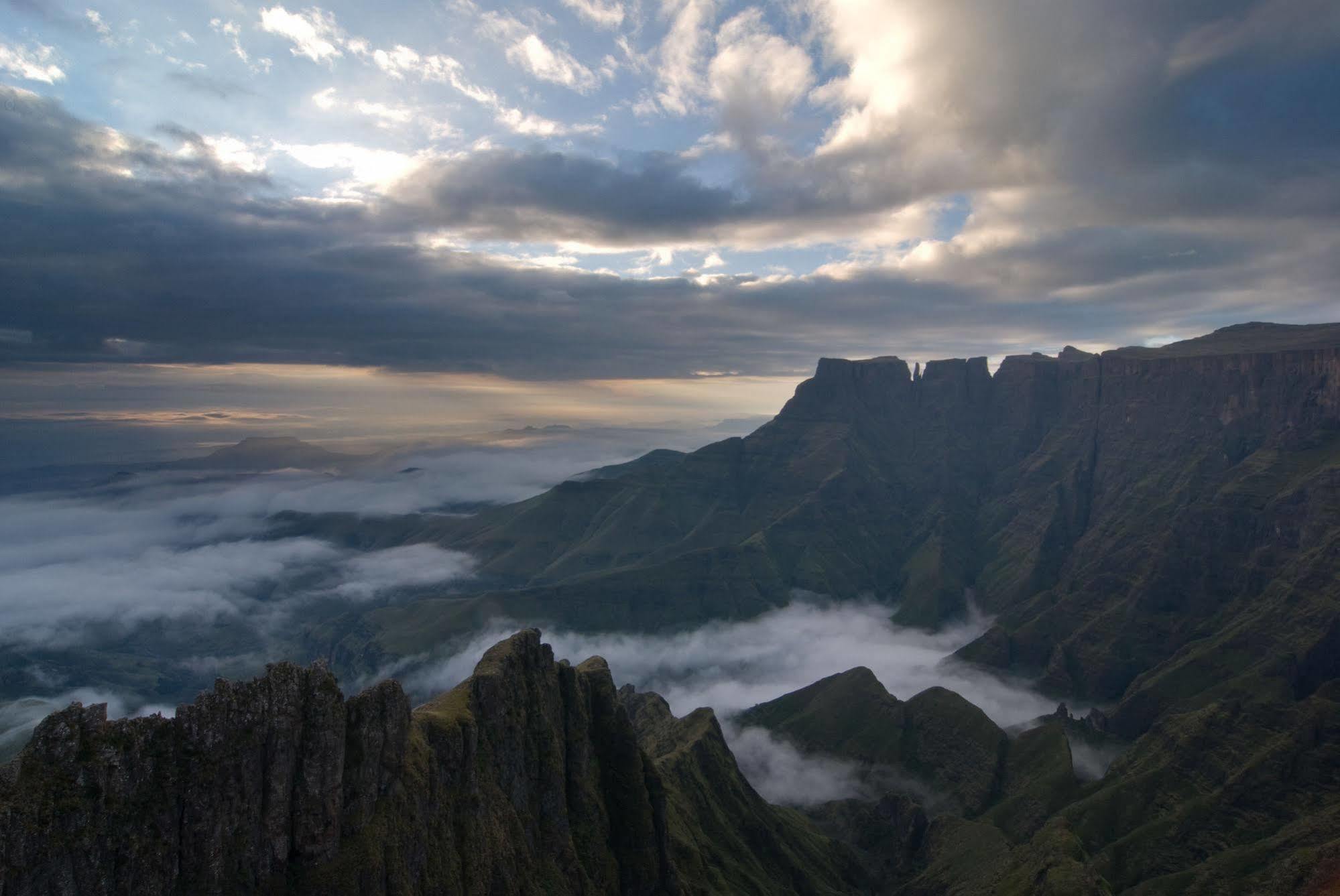 Witsieshoek Mountain Lodge Phuthaditjhaba Buitenkant foto