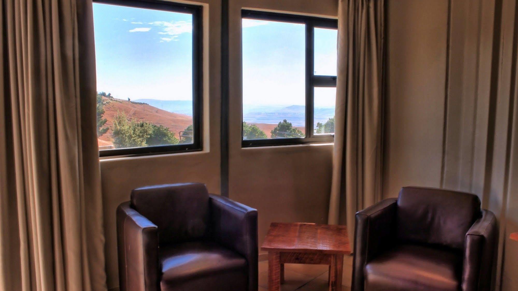 Witsieshoek Mountain Lodge Phuthaditjhaba Buitenkant foto