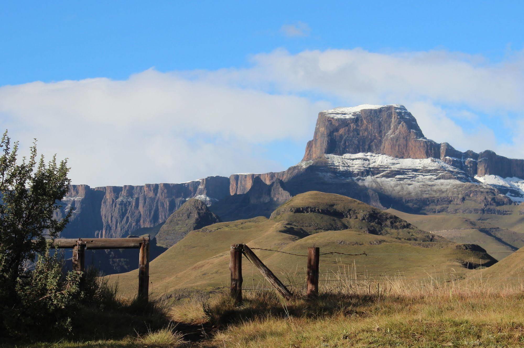 Witsieshoek Mountain Lodge Phuthaditjhaba Buitenkant foto